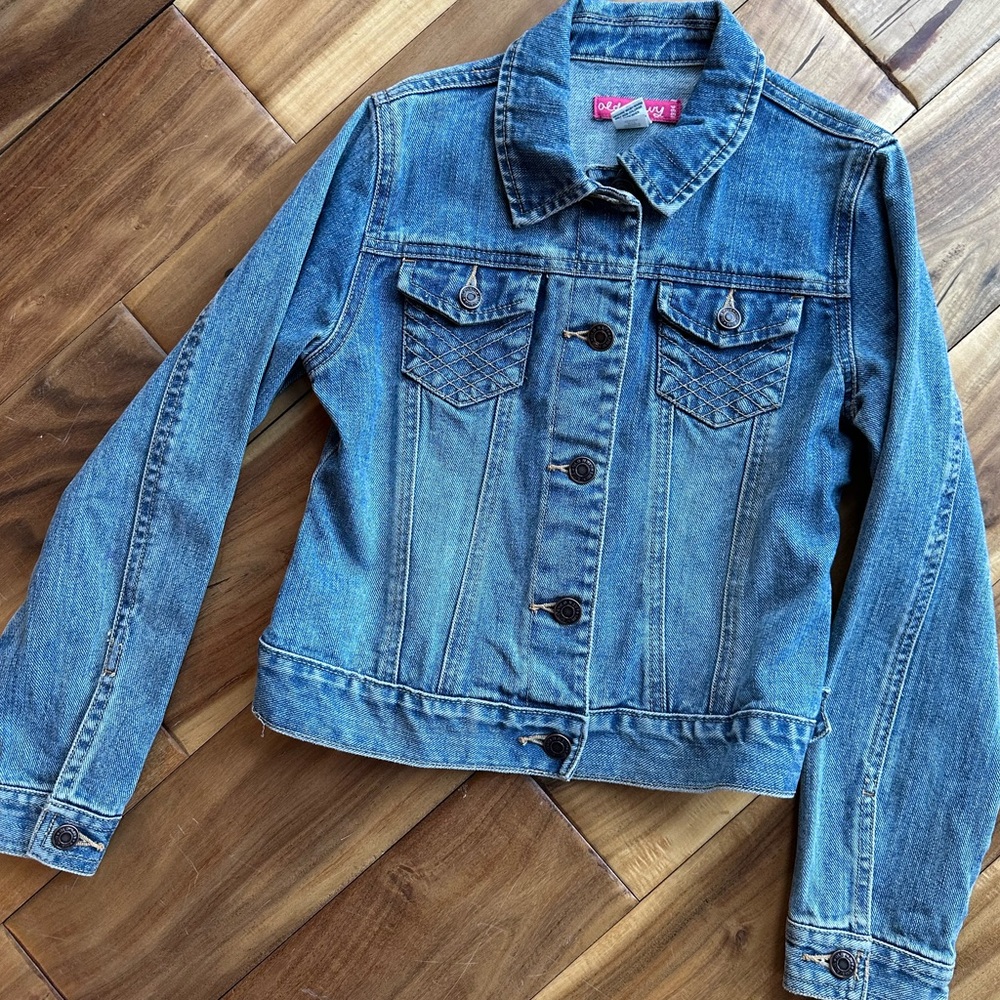 ❤️5/25 Perfect Fit Old Navy Girls Distressed Retro 90’s Jean Jacket